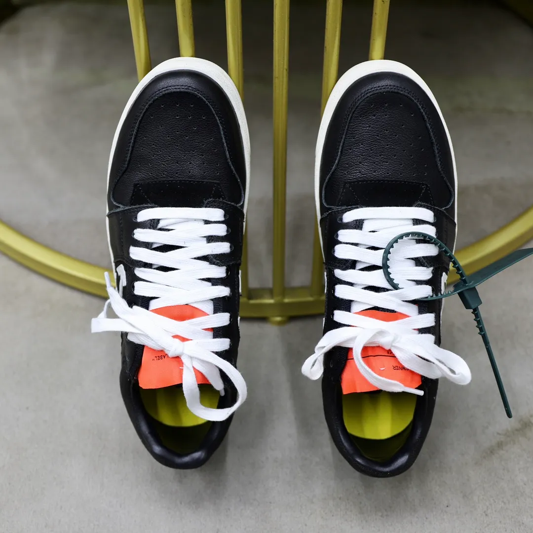 Men's shoes: 462💰💶【off-white】👫 Original one-to-one replica, high-end quality🥳The latest model has not been listed on the official website yet, the top version. Fabric: Imported original leather splicing Lining: Imported breathable mesh Outsole: Original rubber soft, light and wear-resistant Outsole Male 38-44 (customized for 45 and 46)